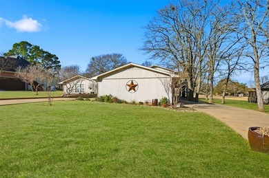 Welcome to 225 Cayuga, where space, scenery, and endless on Lake Kiowa Golf Course in Texas - for sale on GolfHomes.com, golf home, golf lot