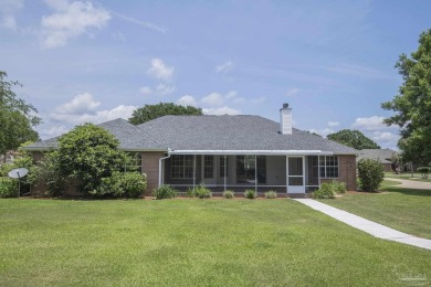 Great home in Stonebrook Village just steps from the clubhouse! on Stonebrook Golf Club in Florida - for sale on GolfHomes.com, golf home, golf lot