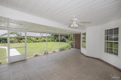 Great home in Stonebrook Village just steps from the clubhouse! on Stonebrook Golf Club in Florida - for sale on GolfHomes.com, golf home, golf lot