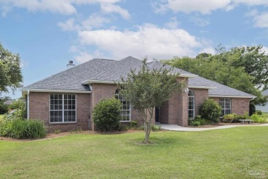 Great home in Stonebrook Village just steps from the clubhouse! on Stonebrook Golf Club in Florida - for sale on GolfHomes.com, golf home, golf lot