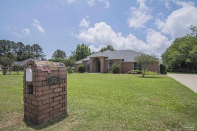 Great home in Stonebrook Village just steps from the clubhouse! on Stonebrook Golf Club in Florida - for sale on GolfHomes.com, golf home, golf lot