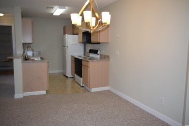 Beautiful condo located in the popular Riverwood community just on Wachesaw Plantation East Golf Course in South Carolina - for sale on GolfHomes.com, golf home, golf lot