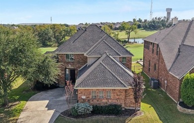 Original Owners' Pride! This spacious two-story home has been on Woodbridge Golf Club in Texas - for sale on GolfHomes.com, golf home, golf lot