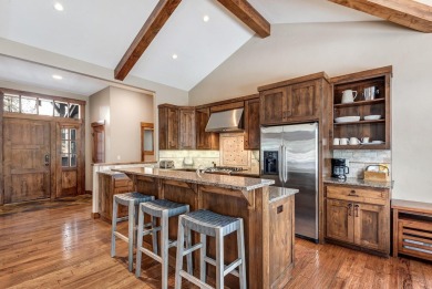 This beautifully designed Sun Forest cabin in Caldera Springs on Sunriver Caldera Springs Golf Course in Oregon - for sale on GolfHomes.com, golf home, golf lot