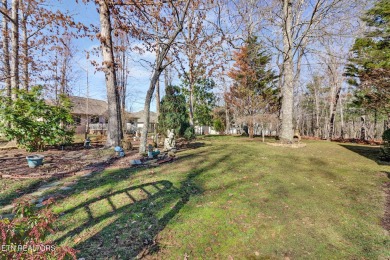 Check out this split bedroom ranch home on a small quiet on Heatherhurst Golf Course in Tennessee - for sale on GolfHomes.com, golf home, golf lot
