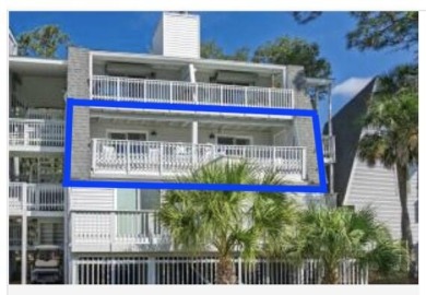 A stunning 2 bedroom, 2 bath condo on the 18th tee and fairway on The Plantation Course At Edisto in South Carolina - for sale on GolfHomes.com, golf home, golf lot