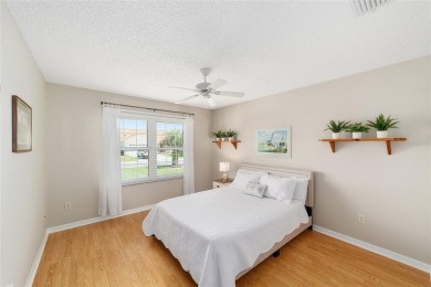 Don't miss out on this BOND PAID PARTIALLY FURNISHED 1700 plus on The Links of Spruce Creek in Florida - for sale on GolfHomes.com, golf home, golf lot