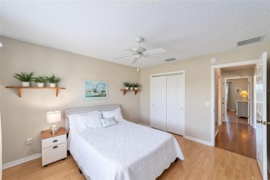 Don't miss out on this BOND PAID PARTIALLY FURNISHED 1700 plus on The Links of Spruce Creek in Florida - for sale on GolfHomes.com, golf home, golf lot