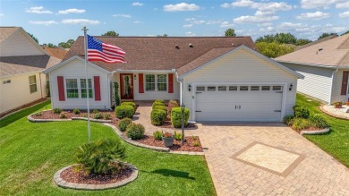 Don't miss out on this BOND PAID PARTIALLY FURNISHED 1700 plus on The Links of Spruce Creek in Florida - for sale on GolfHomes.com, golf home, golf lot
