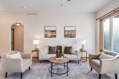 Timeless Golf Course Property. Refreshed and ready for its new on The Derby Golf and Country Club in Kansas - for sale on GolfHomes.com, golf home, golf lot