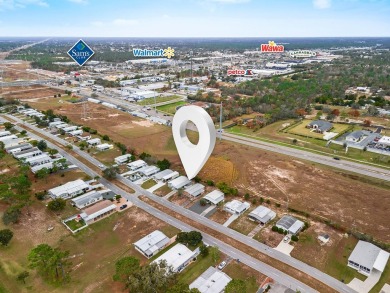 Check out this adorable cute and cozy, 3 Bedrooms 2 bath double on Brookridge Country Club in Florida - for sale on GolfHomes.com, golf home, golf lot