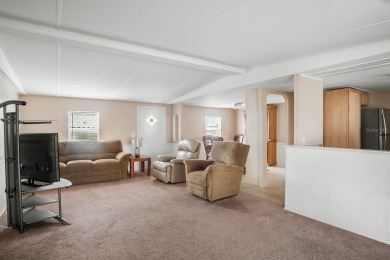 Check out this adorable cute and cozy, 3 Bedrooms 2 bath double on Brookridge Country Club in Florida - for sale on GolfHomes.com, golf home, golf lot