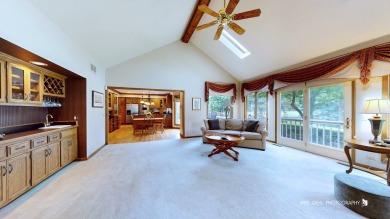 Check out the 3D virtual tour and photos to experience this on Stonebridge Country Club in Illinois - for sale on GolfHomes.com, golf home, golf lot