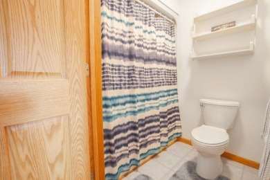 Charming Four-Bedroom Ranch on a Spacious Double Lot in Apple on Apple Valley Golf Course in Ohio - for sale on GolfHomes.com, golf home, golf lot