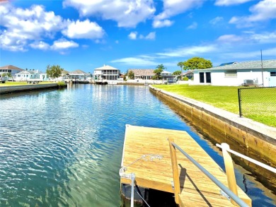 2/2 Waterfront Cottage Paradise for Boating & Fishing on Sea Pines Golf Club in Florida - for sale on GolfHomes.com, golf home, golf lot