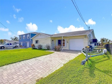 2/2 Waterfront Cottage Paradise for Boating & Fishing on Sea Pines Golf Club in Florida - for sale on GolfHomes.com, golf home, golf lot