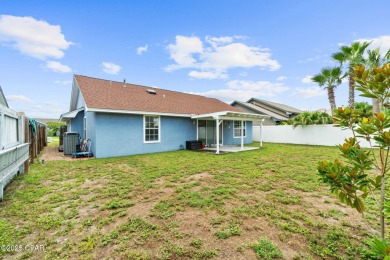 **OPEN HOUSE THIS SATURDAY 8/16 12-5PM** Welcome to your own on Holiday Golf Club in Florida - for sale on GolfHomes.com, golf home, golf lot