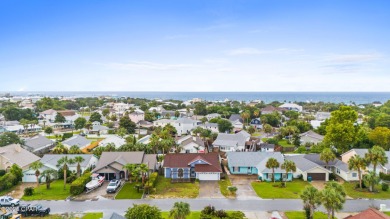 **OPEN HOUSE THIS SATURDAY 8/16 12-5PM** Welcome to your own on Holiday Golf Club in Florida - for sale on GolfHomes.com, golf home, golf lot