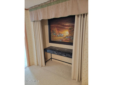 This is a lovely 3 bedroom 2 bath home. Open floorplan with on 3 Parks Fairways in Arizona - for sale on GolfHomes.com, golf home, golf lot