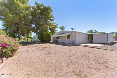 Charming 3-bedroom, 2-bath home located in the highly on Sun Lakes Country Club in Arizona - for sale on GolfHomes.com, golf home, golf lot
