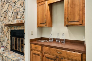 Exceptional Price Per Square Foot in Keowee Key - Room to on Keowee Key Golf and Country Club in South Carolina - for sale on GolfHomes.com, golf home, golf lot