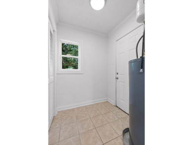Welcome to this charming 2 bedroom, 1 bathroom southern cottage on Brainerd Golf Course in Tennessee - for sale on GolfHomes.com, golf home, golf lot
