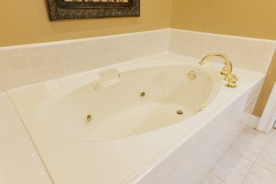 Charming home nestled in beautiful Stone Creek community! This on Stone Creek Golf Club in Georgia - for sale on GolfHomes.com, golf home, golf lot