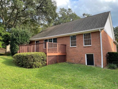 1-story all Brick home in Pebble Creek neighborhood of Killearn on Killearn Country Club and Inn in Florida - for sale on GolfHomes.com, golf home, golf lot
