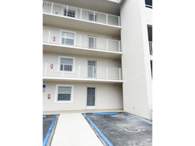 Discover this 2-bedroom, 2-bath first-floor condo in Quail on Quail Run Golf Club In Naples in Florida - for sale on GolfHomes.com, golf home, golf lot