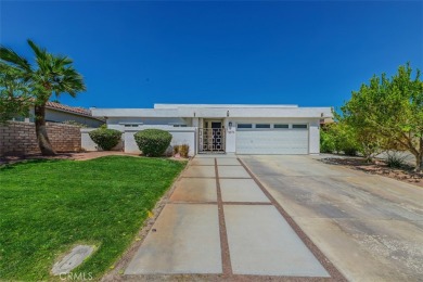 BONUS: The Seller is currently offering a 2-1 Rate Buydown or a on Palm Desert Country Club in California - for sale on GolfHomes.com, golf home, golf lot