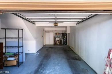 Newly renovated townhome with attached garage - Las Vegas Strip on Las Vegas Country Club in Nevada - for sale on GolfHomes.com, golf home, golf lot