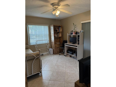 Beautiful and well-maintained 2-bedroom, 2-bathroom condo on Kings Point Golf -Flanders Way in Florida - for sale on GolfHomes.com, golf home, golf lot