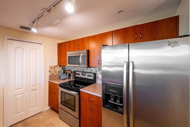 Rare find in Linkside at Gator Trace! Stunning 3-bedroom, 2.5 on Gator Trace Golf and Country Club in Florida - for sale on GolfHomes.com, golf home, golf lot