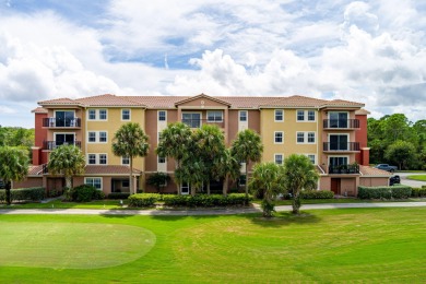 Rare find in Linkside at Gator Trace! Stunning 3-bedroom, 2.5 on Gator Trace Golf and Country Club in Florida - for sale on GolfHomes.com, golf home, golf lot