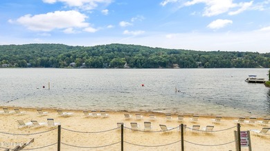 A Light-Filled Log Home in the Heart of Tennessee's Golf on Heatherhurst Golf Course in Tennessee - for sale on GolfHomes.com, golf home, golf lot