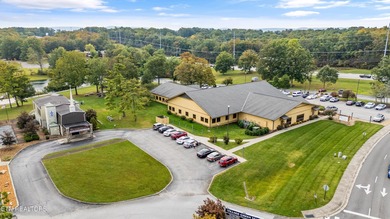 A Light-Filled Log Home in the Heart of Tennessee's Golf on Heatherhurst Golf Course in Tennessee - for sale on GolfHomes.com, golf home, golf lot