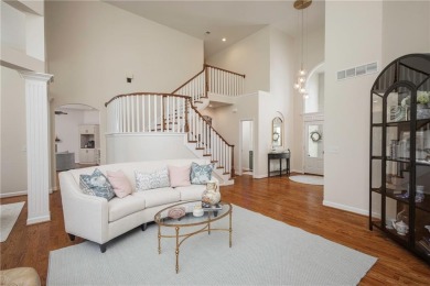 Beautifully maintained and move-in ready, this spacious on Lakewood Oaks Golf Club, Ltd. in Missouri - for sale on GolfHomes.com, golf home, golf lot