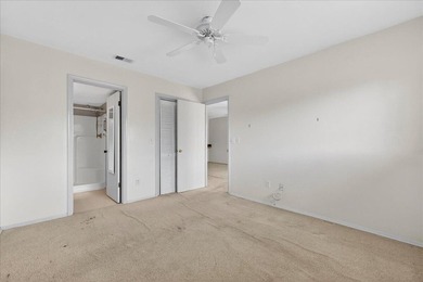 Opportunity awaits in this 2BR/2BA condo in the desirable on Shadowmoss Plantation Golf Club in South Carolina - for sale on GolfHomes.com, golf home, golf lot