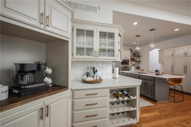 Beautifully maintained and move-in ready, this spacious on Lakewood Oaks Golf Club, Ltd. in Missouri - for sale on GolfHomes.com, golf home, golf lot