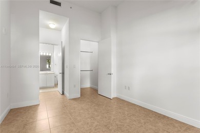 Live the Aventura lifestyle in this elegant 3-bedroom, 3-bath on Turnberry Isle Resort and Club in Florida - for sale on GolfHomes.com, golf home, golf lot