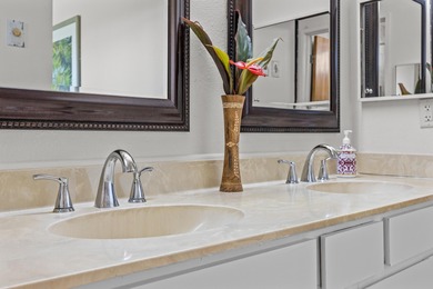 This inviting two-bedroom, two-bath condo at Keauhou Punahele is on  in Hawaii - for sale on GolfHomes.com, golf home, golf lot