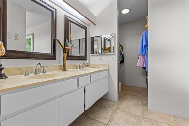 This inviting two-bedroom, two-bath condo at Keauhou Punahele is on  in Hawaii - for sale on GolfHomes.com, golf home, golf lot