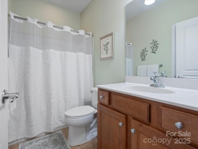 This beautiful, bright, and tastefully updated Willow Bend is on Carolina Lakes Golf Club, LLC in South Carolina - for sale on GolfHomes.com, golf home, golf lot