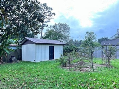 Come see this well maintained, brick home on a shady lot near on Frasch Park Golf Course in Louisiana - for sale on GolfHomes.com, golf home, golf lot