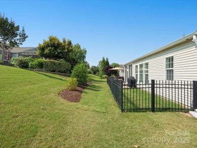 This beautiful, bright, and tastefully updated Willow Bend is on Carolina Lakes Golf Club, LLC in South Carolina - for sale on GolfHomes.com, golf home, golf lot