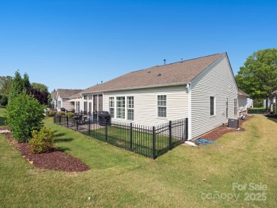 This beautiful, bright, and tastefully updated Willow Bend is on Carolina Lakes Golf Club, LLC in South Carolina - for sale on GolfHomes.com, golf home, golf lot