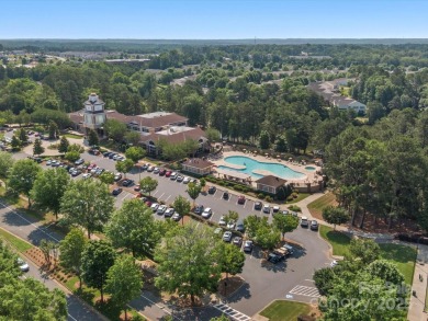 This beautiful, bright, and tastefully updated Willow Bend is on Carolina Lakes Golf Club, LLC in South Carolina - for sale on GolfHomes.com, golf home, golf lot