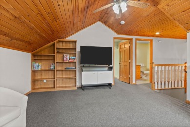 Lake Arrowhead Lake Access Home. 4.56 Acres! Perfect property on Lake Arrowhead Golf Course - The Lakes in Wisconsin - for sale on GolfHomes.com, golf home, golf lot