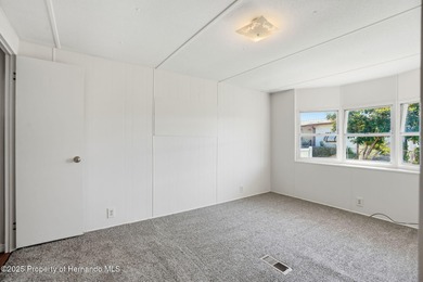 BACK ON THE MARKET AT NO FAULT OF SELLER OR PROPERTY! CONVENIENT on High Point Golf Club, Inc. in Florida - for sale on GolfHomes.com, golf home, golf lot