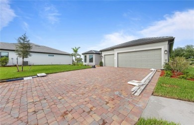 The Stellar is a beautifully designed 3-bedroom, 3-bathroom home on River Hall Country Club in Florida - for sale on GolfHomes.com, golf home, golf lot